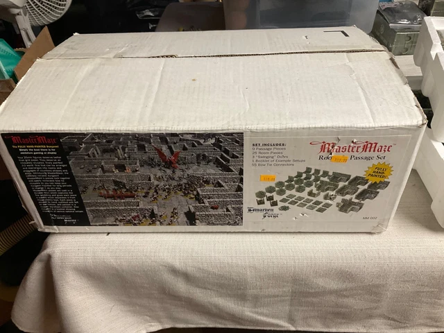 Master Maze - Room & Passage Set (No Box) - Painted 28mm - Dwarven Forge MM-002