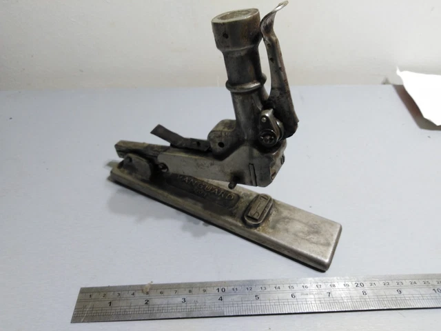 Vintage Vanguard stapler  No1 F05N10372