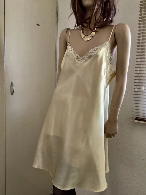 Camicia vintage Amour lucida oro lucido raso e pizzo slip intera L