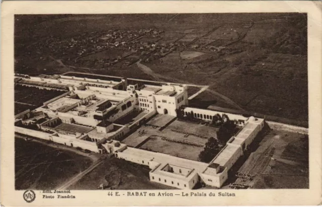 CPA AK Rabat - Rabat en Avion - Le Palais du Sultan MAROC (1082993)