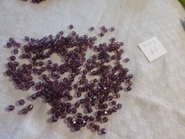 lot de 300 PERLES  en cristal de bohème à facettes violet améthyste diam 6 mm