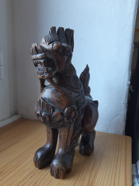 Statuette Homme-chien En Bois Sculpté Main – Décoration Originale, 11x8.5x1.5cm
