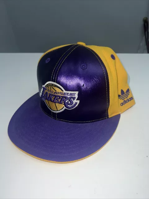 NBA lakers Basketball Cap (vintage)