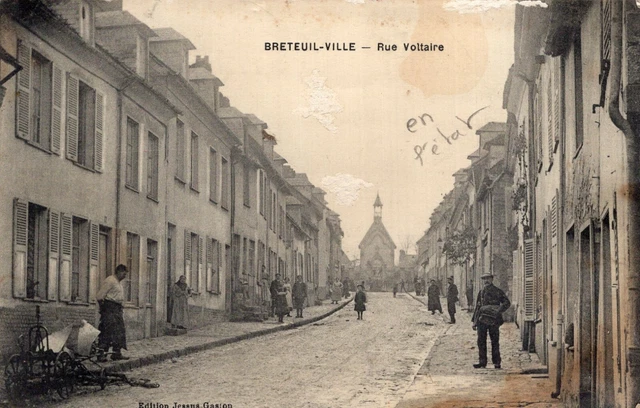 *8700 cpa Breteuil Ville - Rue Voltaire "as is"
