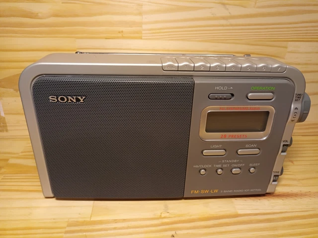 Radio SONY Model : ICF-M770SL FM/SW/LW fonctionne sur secteur et piles ,Testé