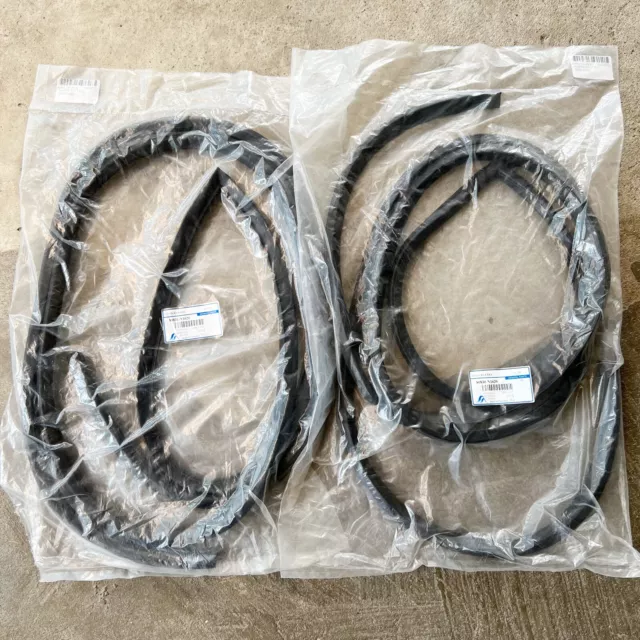 68-73 for Datsun 1600 Bluebird 510 SSS sedan front door weatherstrip rubber seal