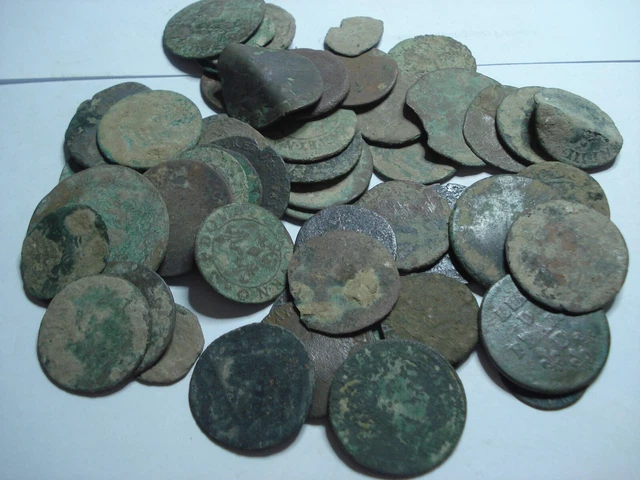 LOT DE DIVERSES/ 53 MONNAIES FEODALES , ROYALES, cuivre, voir descriptif.