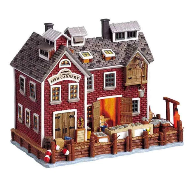 Lemax 2005 Lighted Christmas Village Plymouth Fishing Cannery with box and light