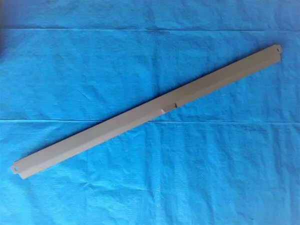95-99 Chevy/GMC Suburban - OEM Barn Door Upper Garnish Trim/Molding - Beige