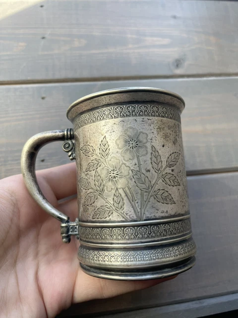 Meriden B Company Cup Etched Floral Design Quadruple Silver Plate Mug Handle