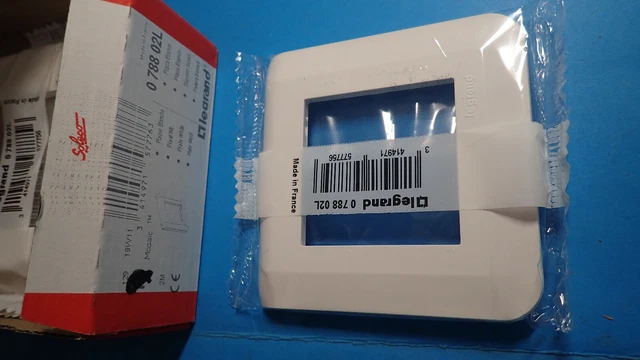 PLAQUE MOSAIC (NOUVELLE) Blanc - Enjoliveur LEGRAND MOSAIC 78802 L ou ...