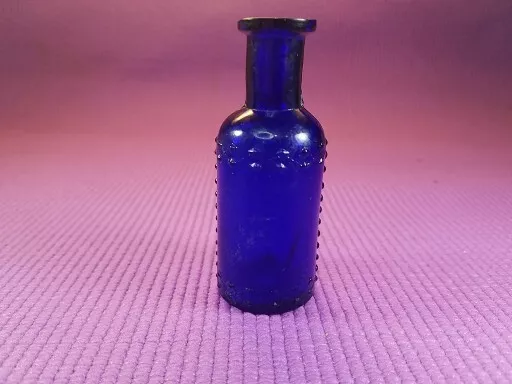 1890s Deep Cobalt Quilted Poison Bottle☆Old USA Blue Lattice Poison Bottle!