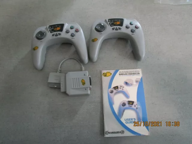 Manettes sans fil / infra-rouge / Madcatz Wireless Controller pour PS1