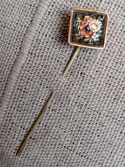 ANCIENNE EPINGLE A CRAVATE FOULARD EN PLAQUE OR poinçon ORIA