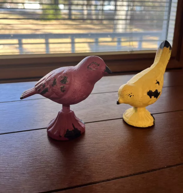 Two Birds Rustic Primitive Cast Iron Yellow/ Red 3 1/2" Tall Heavy Paper Weight 3