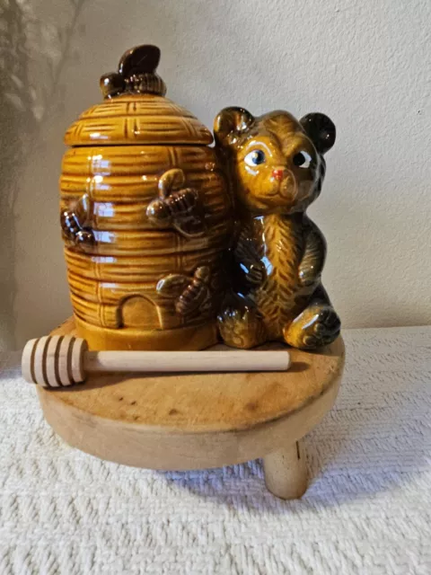 VINTAGE JAPAN CERAMIC Beehive Honey Jar And Bee Pot With Lid $0.99 ...