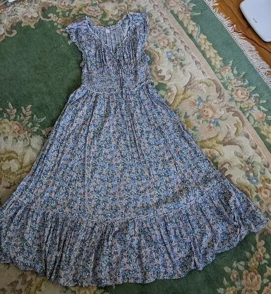 OLD NAVY Women Sz M Dress Floral Blue Pink Ruffles Cotton/Rayon Blend Smocked