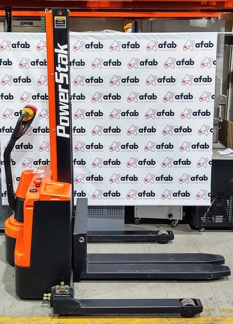 Presto Lifts PPS2200-62NAS Powered Straddle Stacker