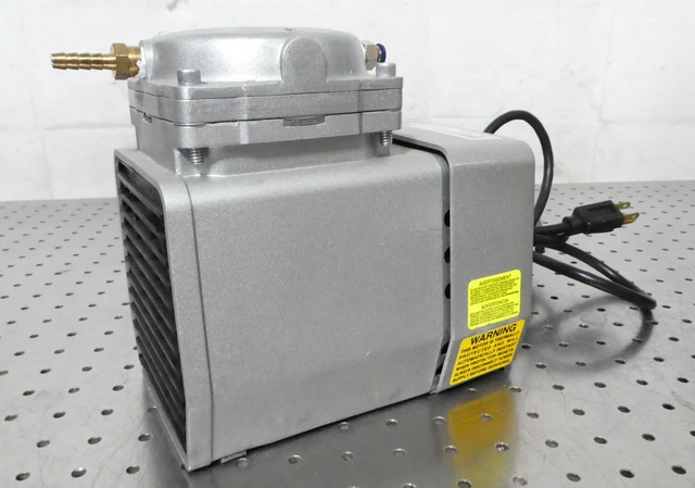 R187741 GAST DOA-P707-AA Vacuum Pump Air Compressor R187741 GAST DOA-P707-AA Vacuum Pump Air Compressor