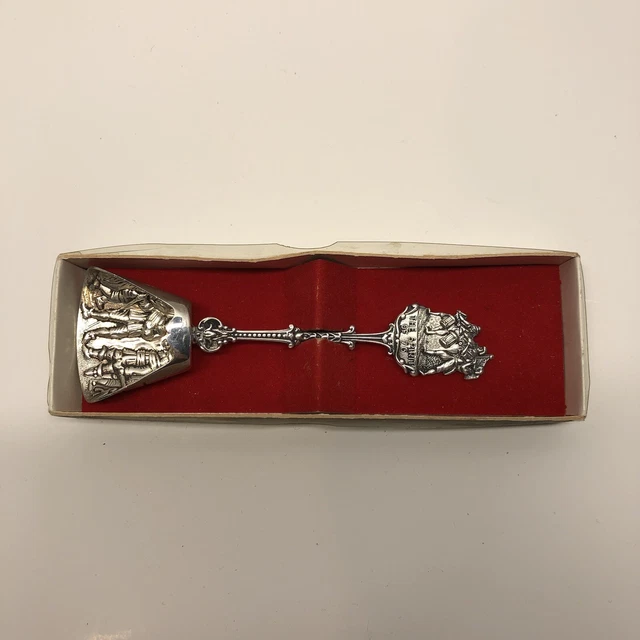 Vintage Souvenir Sugar Scoop/Spoon US Collectible The Spirit Of 76