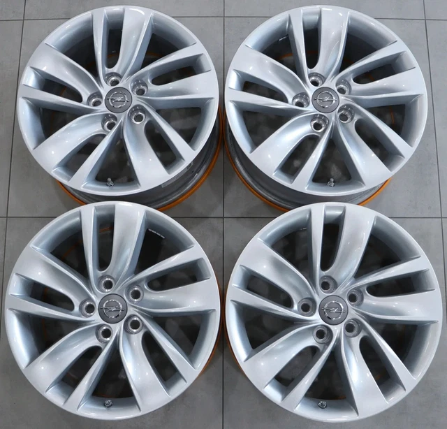 Original Opel Insignia B Felgen 18 Zoll ORIGINAL OPEL INSIGNIA 0P 18 Zoll Felgensatz Felgen 8x18 ET42 0P065K1