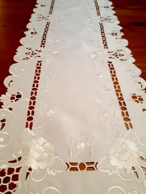 Rectangle 40*180cm Polyester "White-Cutout" Table-Runner