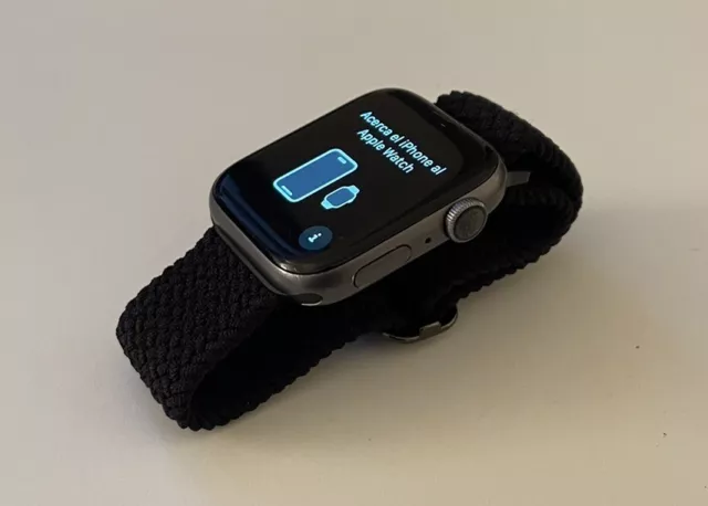 Apple watch series on sale 4 nike+ space grey