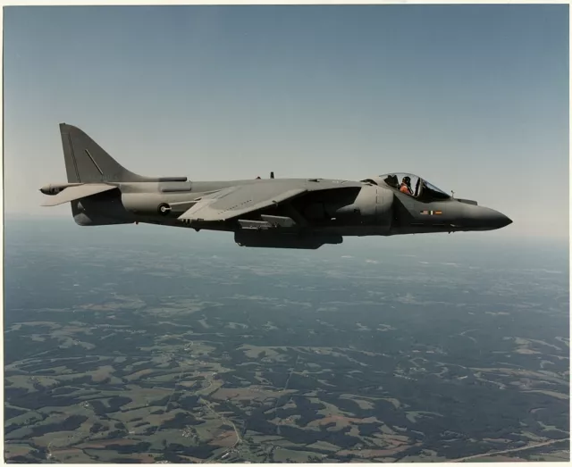 Gr. Pressephoto, Düsenjet AV-88 Harrier, von Sept. 1992