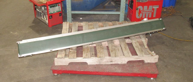 6.5' x5 " Convoyeur W/Flender CA10-G56M4 Moteur Electrique