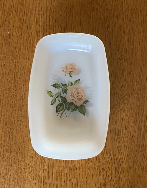4 ramequins et 1 bol Arcopal vintage à décors de fleurs multicolores