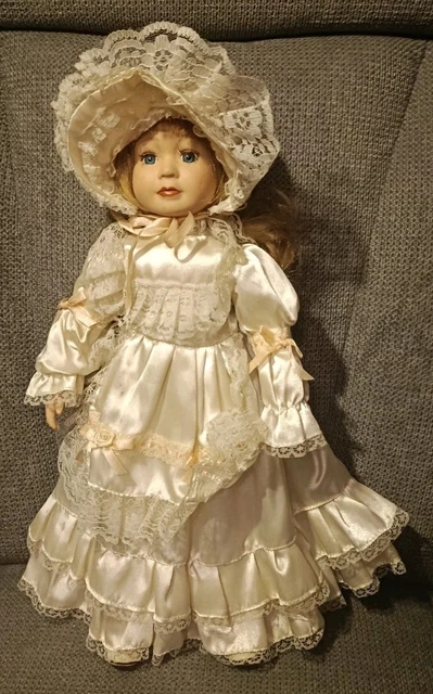 ANCIENNE ROBE ET chaussures de poupée Jumeau taille 11 EUR 349,00 - FR