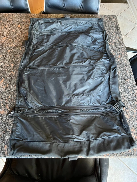 Tumi Alpha Black Bi Fold Garment Bag Business Carry On Nylon Luggage Zippers 3