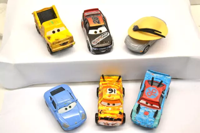 Cars Autos Disney Pixar Set 6x unterschiedliche Modelle Auto aus Metall - Set 6