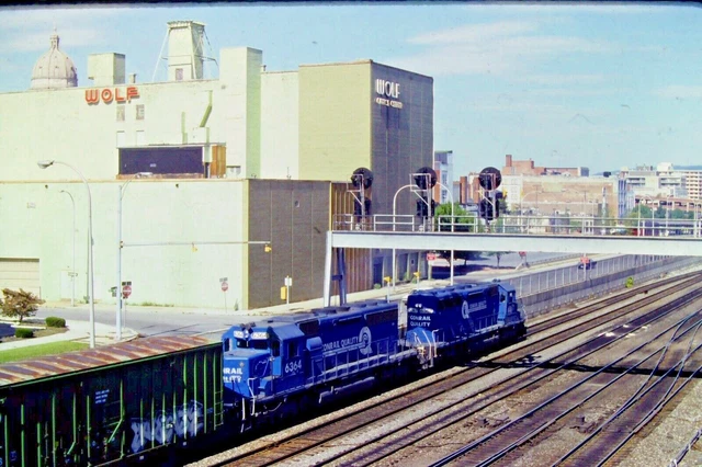 Kodachrome Original Slide Conrail Diesel Engines Altoona, PA b(1997) #CC933