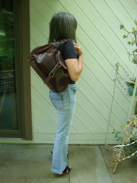 Beautiful Sondra Roberts Brown Suede Leather Shoulder Bag Satchel