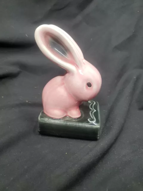 Vtg SylvaC Pottery Chodziez Snub Nose ART DECO Pink Bunny Rabbit Figure