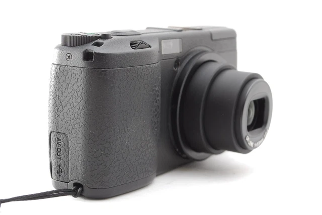 【NEAR MINT】GV-1  GW-1  Ricoh GR 8.1MP Compact Digital Camera From JAPAN 3