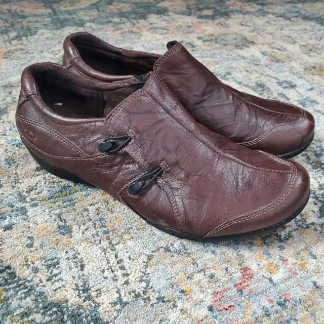 Taos Womens Encore Brown Leather Slip On Flat Loafers Comfort Shoes Size 9 /40