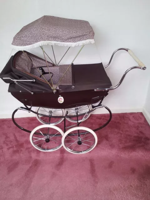 GIRLS SILVER CROSS Chatsworth Rose Dolls Pram With Sun Canopy and