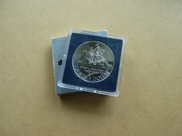 CANADA SILVER Dollar Coin 19 87With Case Royal Mint Detroit