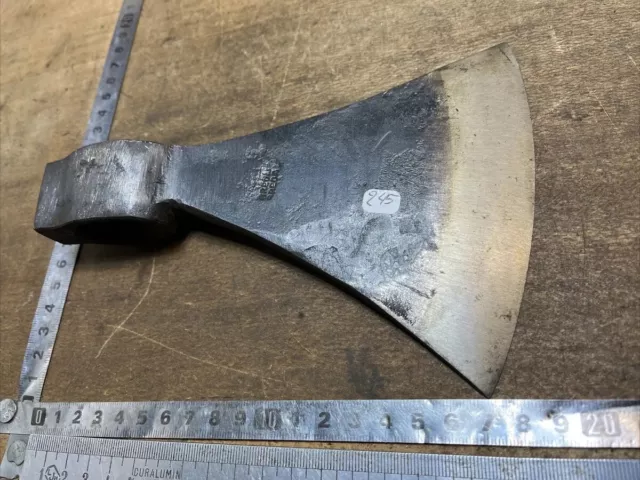 Hache OLD TOOL Axe outil ancien De  Bûcheron Signé Clerin  Breba (n*245)