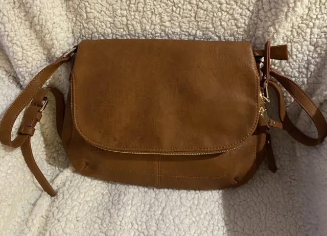 Miztique Brown Soft Vegan Leather Crossbody/Shoulder Bag Purse.  NWT