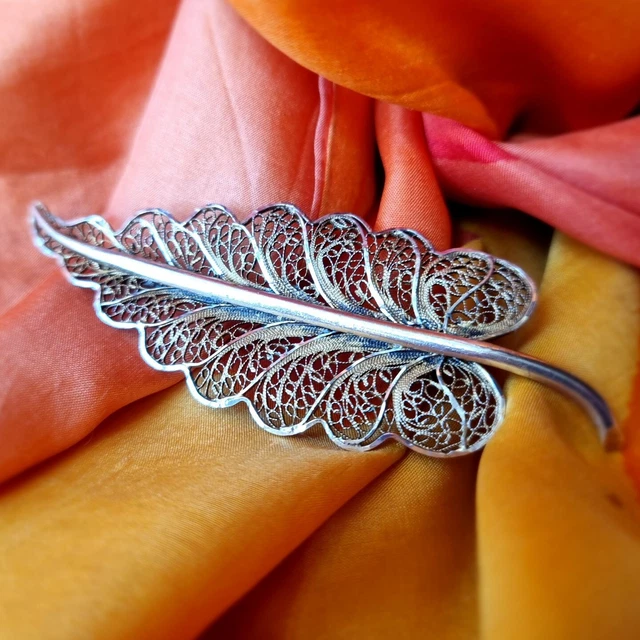 Broche antique en argent 835 en fil d'argent filigrane floral