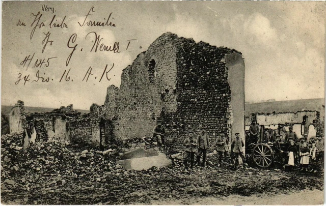 CPA Very - Village Scene - Soldiers - Ruines (1037414)
