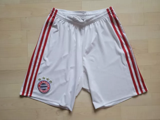 Original Adidas FC BAYERN MÜNCHEN FCB Fußball Trikot Shorts Gr. 176/S