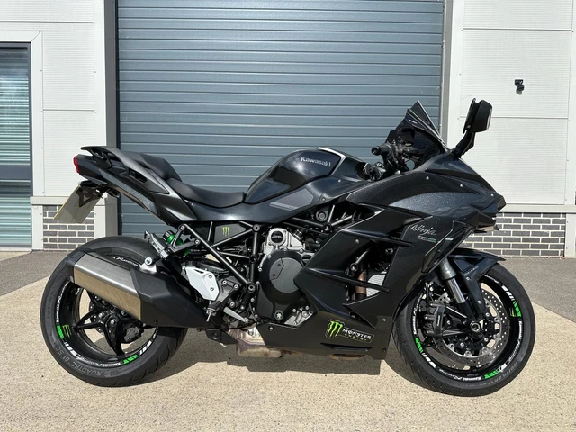 KAWASAKI NINJA H2 Sx Se - 2018 - One Owner - 9943 Mls