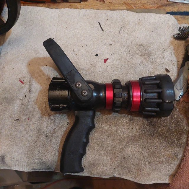 Protek 1.5 Fire Hose Nozzle Adjustable 512P-1524