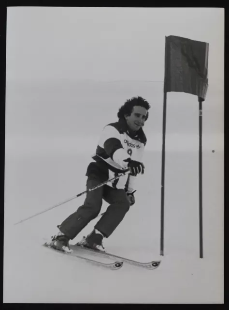 1985 Photo presse COURCHEVEL Alain PROST Formule 1 Ski Trophée des Vainqueurs