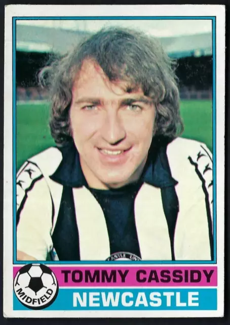 Topps - Footballers (Red, 1977) - #211 Tommy Cassidy, Newcastle