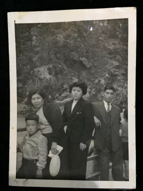 #588 Giapponese Vintage Foto 1940s / Fiume Ponte Mountain Famiglia People